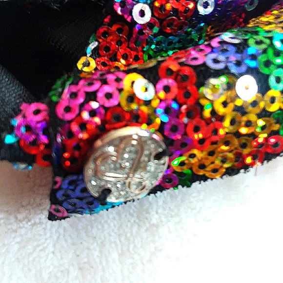JoJo Siwa bow - Picture 6 of 6